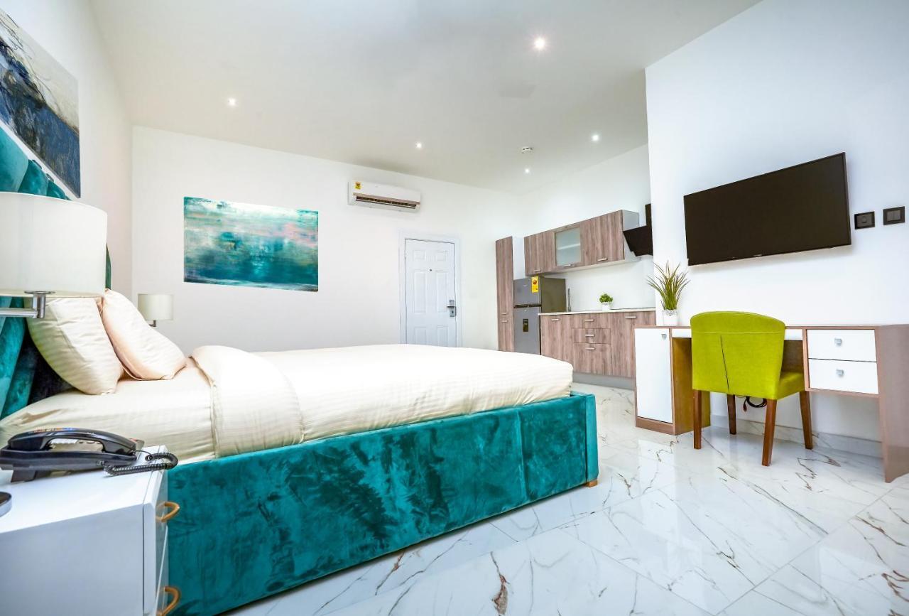 Maple Homes Акра Екстериор снимка